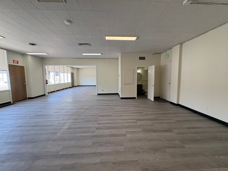 More Photos Of 3611 Main St, Kansas City Office For Lease