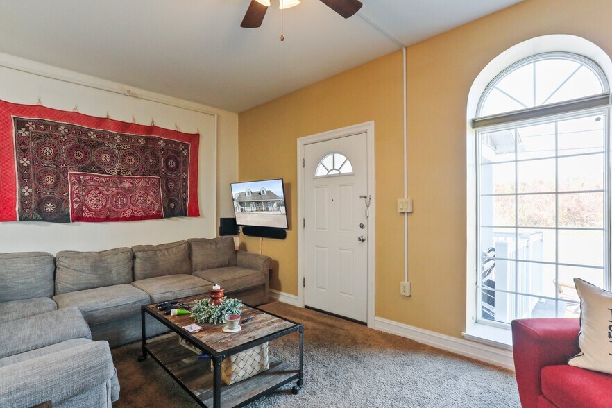 More Photos Of 14111-14113 Pennsylvania Ave, Hagerstown Freestanding For Sale