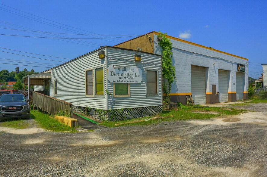 More Photos Of 98 Sproul St, McKees Rocks Truck Terminal For Sale