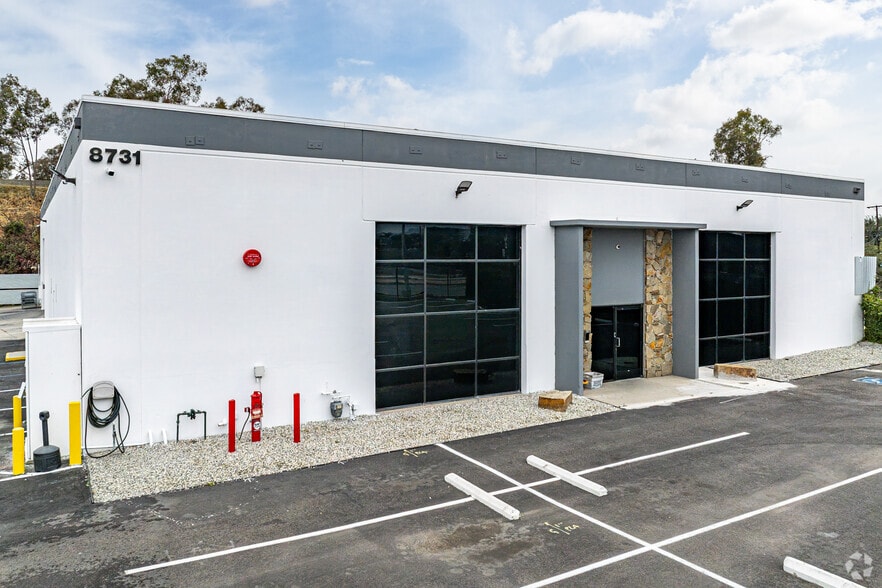 More Photos Of 8731 & 8741 Pioneer Blvd, Santa Fe Springs Warehouse For Lease
