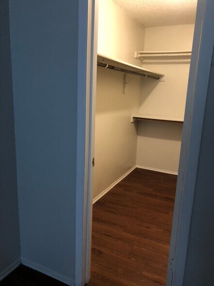 More Photos Of 811 Darby Blvd, San Antonio Apartments For Sale