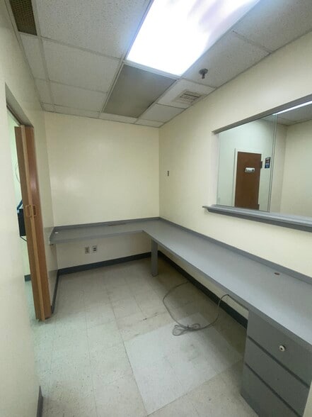 More Photos Of 9101 4th Ave, Brooklyn Medical For Lease