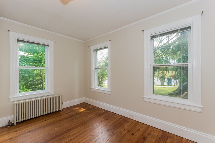6493 Main St, Trumbull, CT 06611 Apartments For Sale