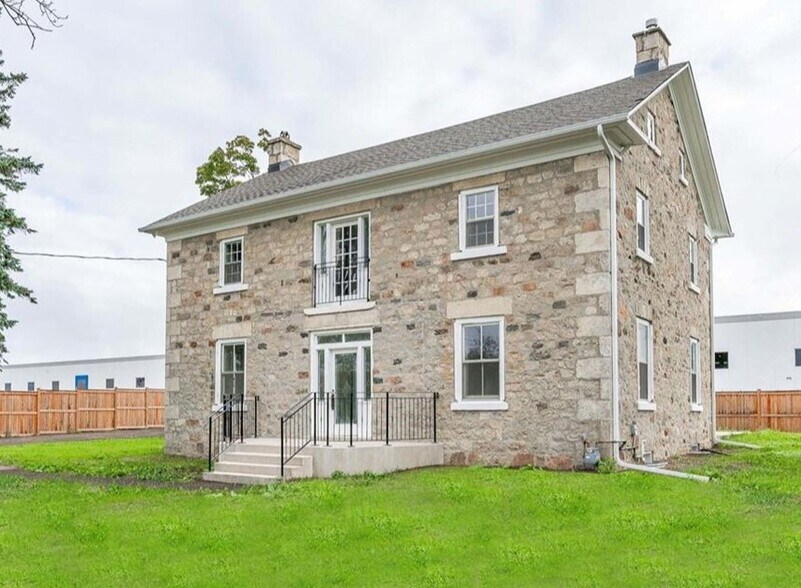 Primary Photo Of 264 Crawley Rd, Guelph Office Residential For Lease