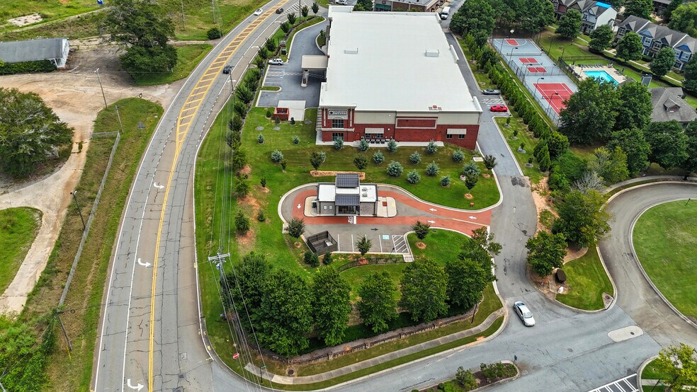 More Photos Of 4240 Hickory Flat Hwy, Canton Storefront For Sale