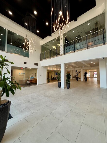 More Photos Of 14500 N Northsight Blvd, Scottsdale Office For Lease