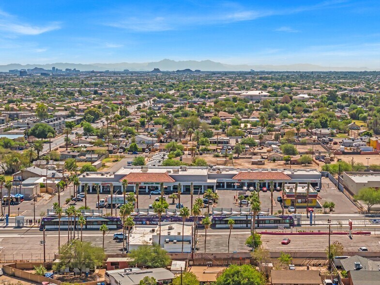 More Photos Of 5217-5233 S Central Ave, Phoenix General Retail For Lease