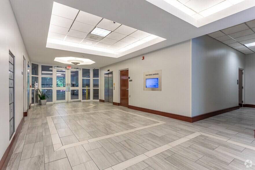 More Photos Of 2709 Blue Ridge Rd, Raleigh Medical For Lease