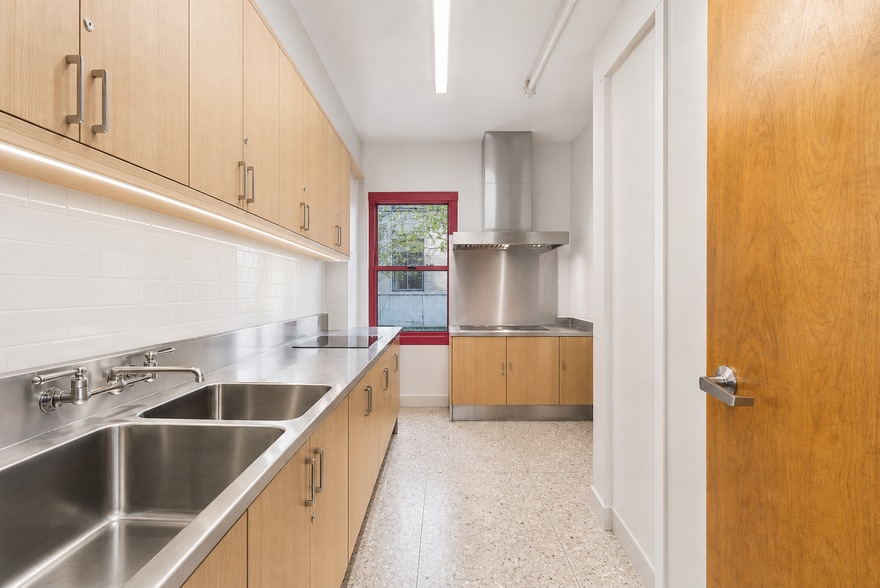 More Photos Of 734-740 Broadway, San Francisco Storefront Retail Residential For Sale