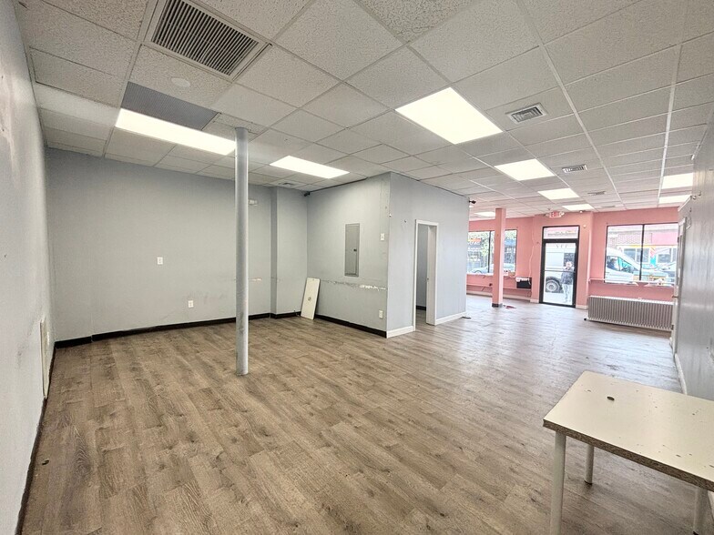 More Photos Of 113-121 Ferry St, Malden Storefront Retail Residential For Lease