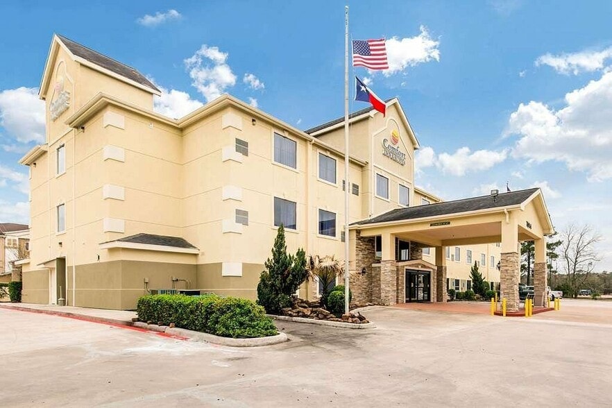 Primary Photo Of 7014 Will Clayton Pky, Humble Hotel For Sale