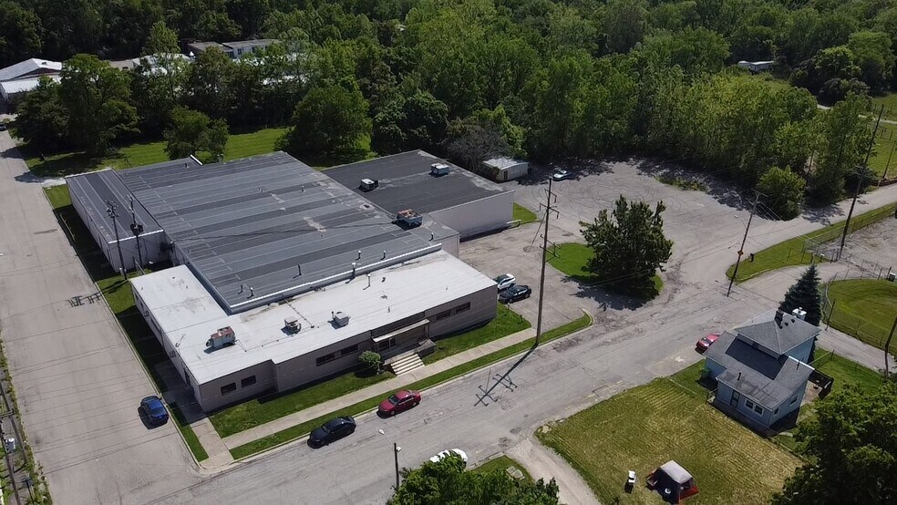 More Photos Of 1905 W Jefferson St, Springfield Warehouse For Sale