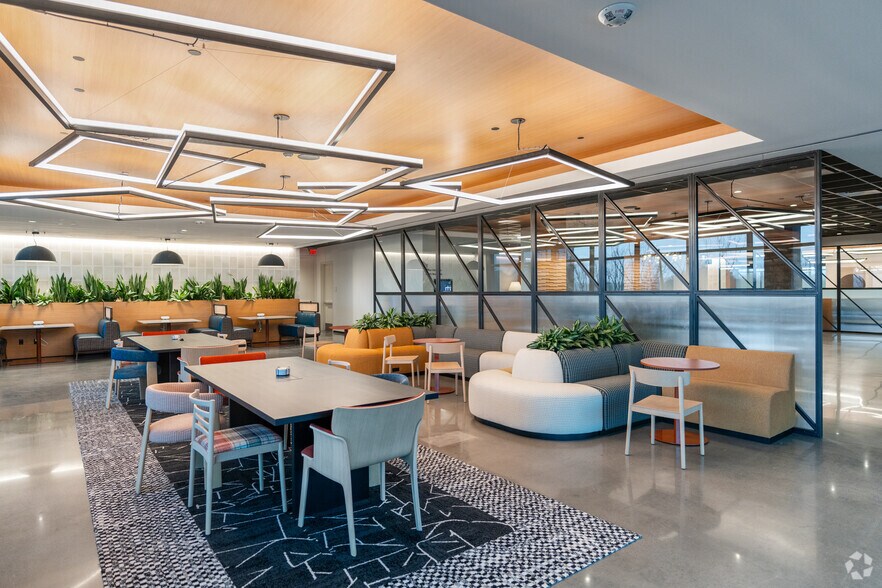 More Photos Of 541 Church At North Hills St, Raleigh Office For Lease