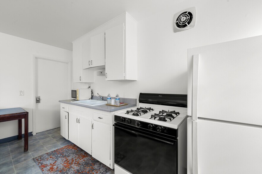 More Photos Of 1736 Santa Rosa Ave, Santa Rosa Hotel For Sale
