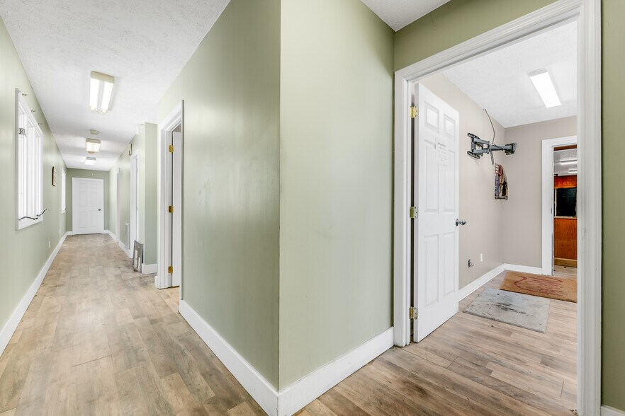 More Photos Of 148 Roush Cir, Fairmont Warehouse For Sale