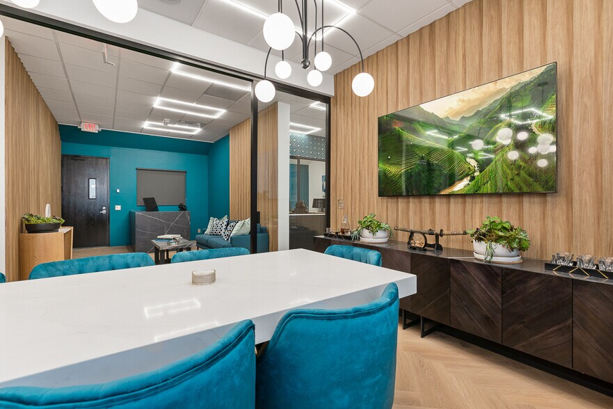 More Photos Of 1801 S La Cienega Blvd, Los Angeles Loft Creative Space For Lease