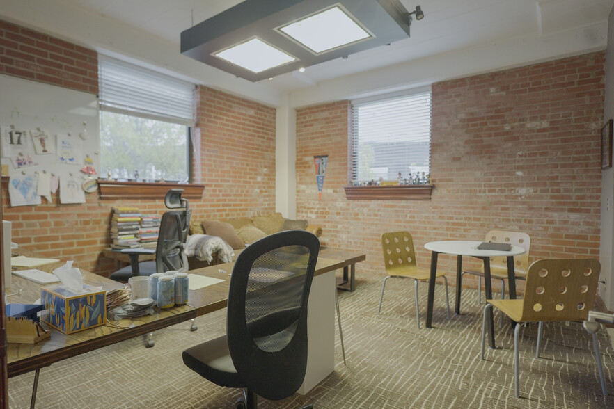 More Photos Of 43 Kansas Ave, Kansas City Distribution For Sale