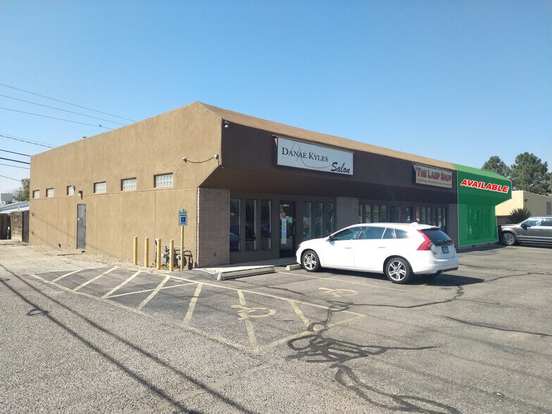 More Photos Of 121 Eubank Blvd NE, Albuquerque Storefront Retail Office For Sale