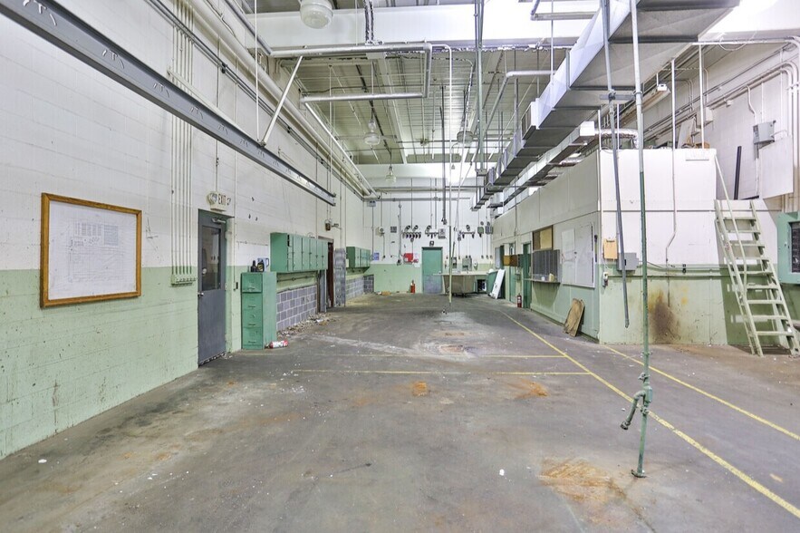 More Photos Of 1444 Lancaster Hwy, Chester Manufacturing For Sale