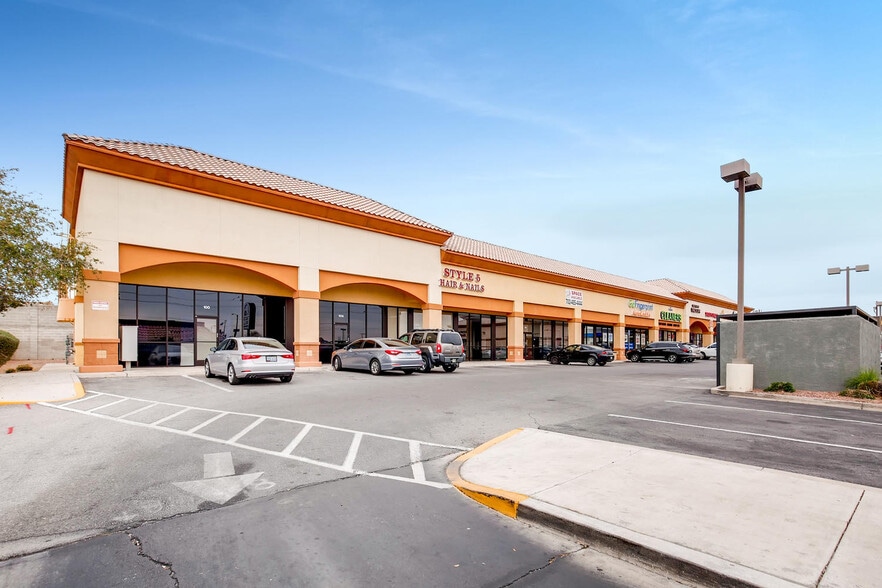 More Photos Of 3585 S Durango Dr, Las Vegas Unknown For Lease