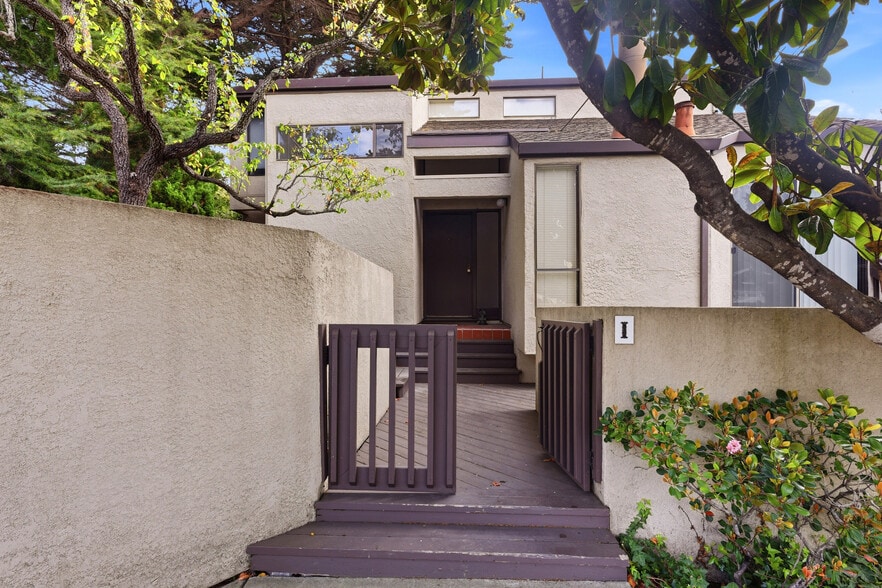 More Photos Of 2001 Parrott Dr, San Mateo Multifamily For Sale