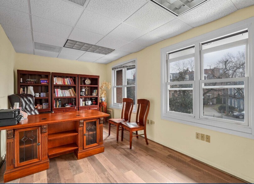 More Photos Of 1420 Prince St, Alexandria Office For Lease