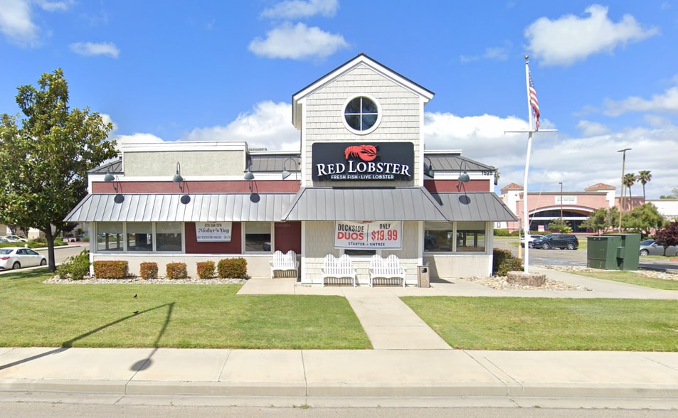Primary Photo Of 1525 S Bradley Rd, Santa Maria Restaurant For Lease
