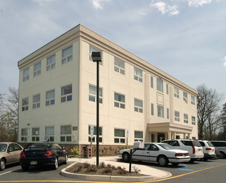More Photos Of 301 Lakehurst Rd, Toms River Office For Lease