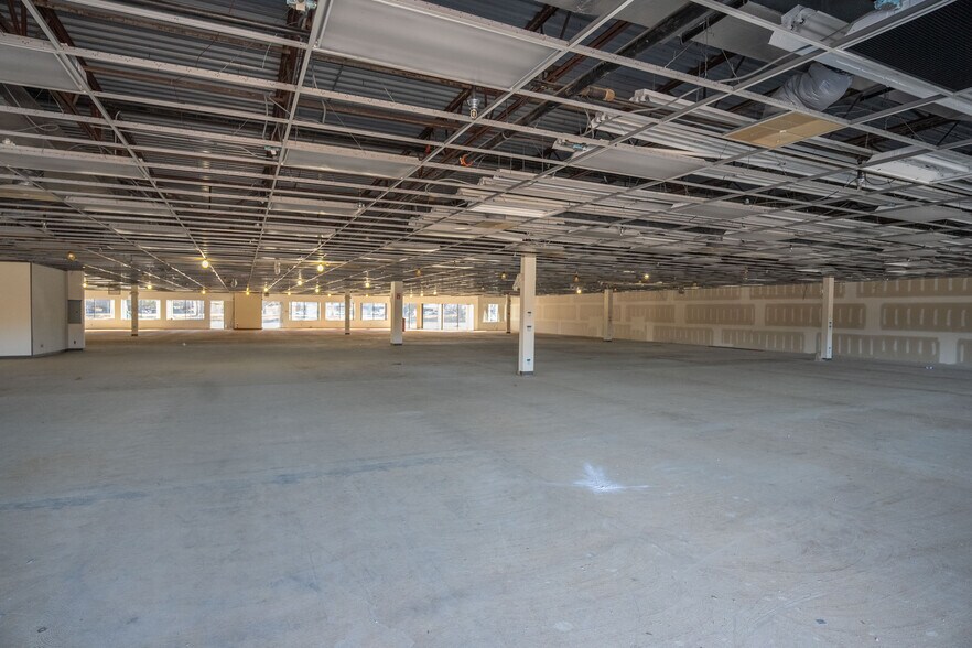 More Photos Of 1919-1975 Technology Dr, Troy Unknown For Lease