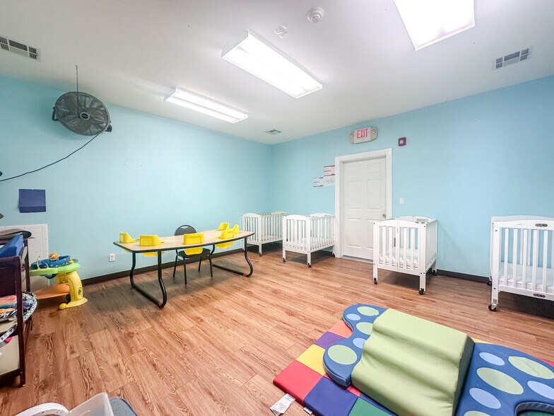 More Photos Of 710 W Broadway St, Collinsville Daycare Center For Sale