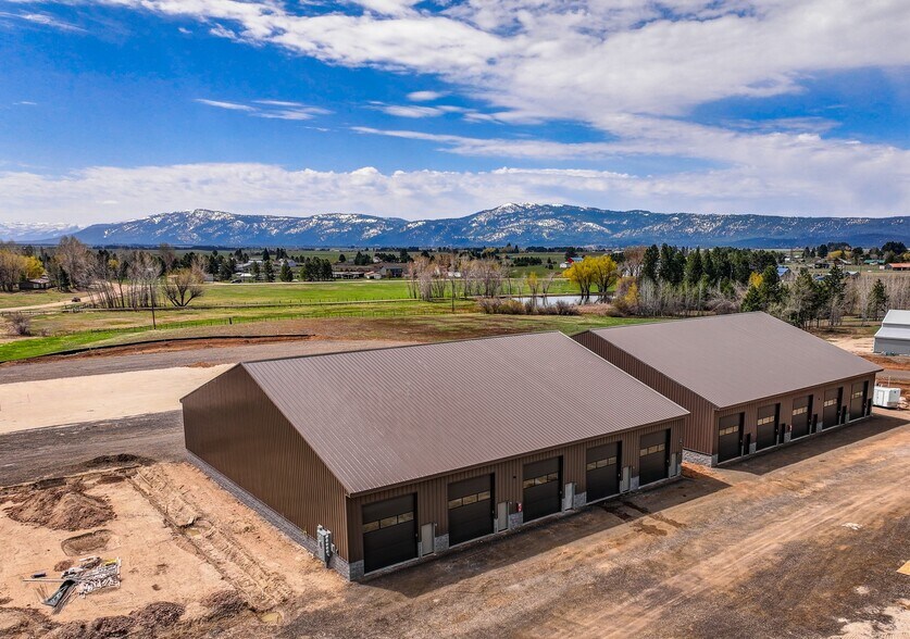 More Photos Of 39 Sunbridge Dr, McCall Self Storage For Sale