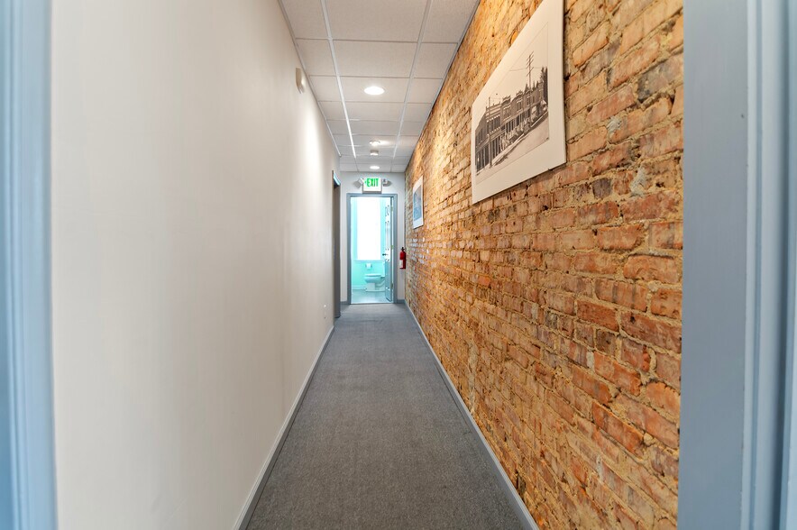 More Photos Of 5500 Harford Rd, Baltimore Freestanding For Sale