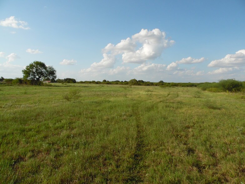 More Photos Of 5600 US-90 Alt, Seguin Land For Sale