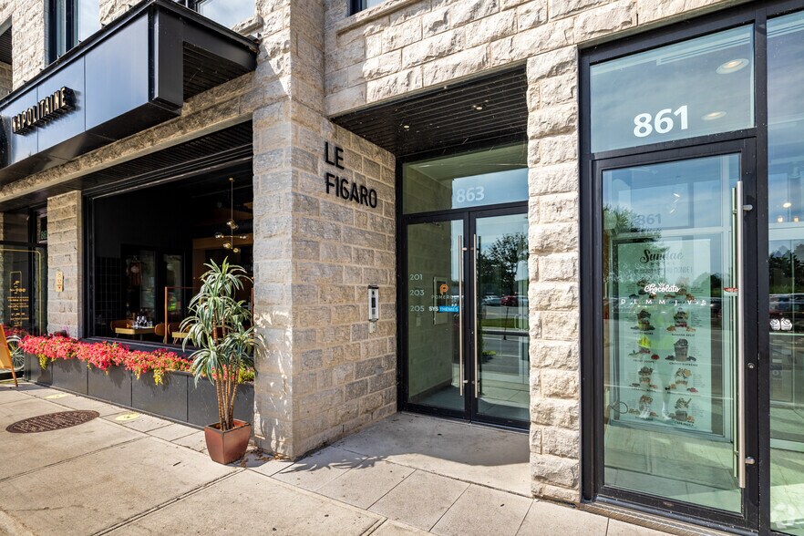 More Photos Of 861-867 Rue Saint-Pierre, Terrebonne Apartments For Lease