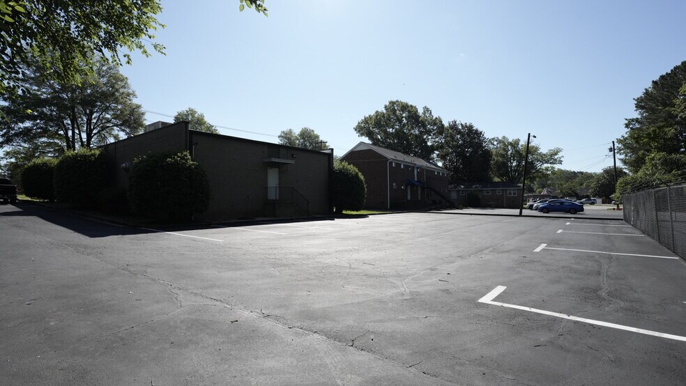 More Photos Of 1281 Ebenezer Rd, Rock Hill Office For Lease