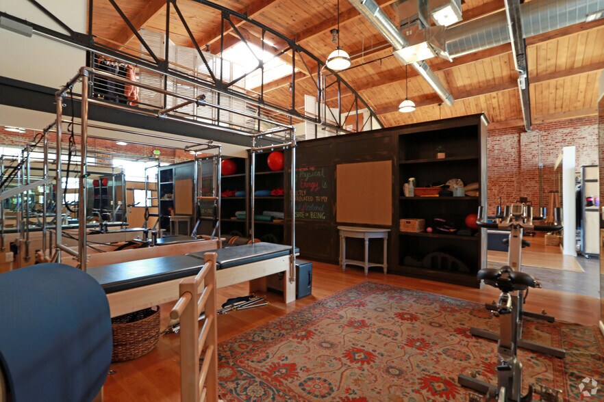 More Photos Of 1842 S Broadway, Denver Storefront For Lease