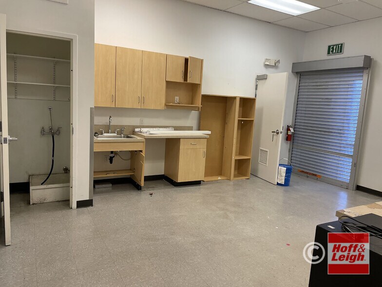 More Photos Of 7221 Sheridan Blvd, Westminster Freestanding For Lease