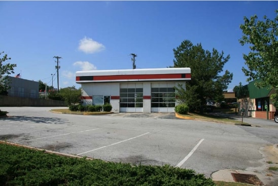 More Photos Of 2320 Ronald Reagan Pky, Snellville Auto Repair For Sale