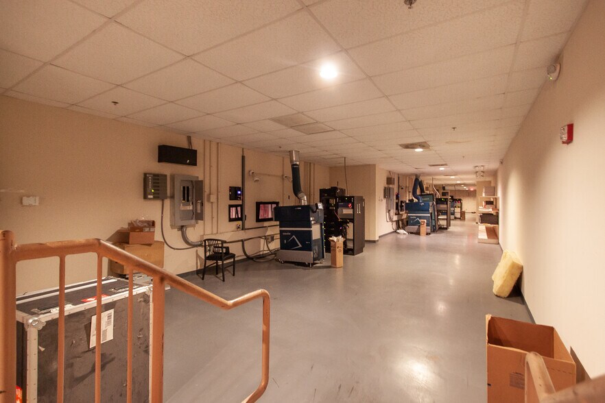 More Photos Of 2111 E University Dr, Auburn General Retail For Sale