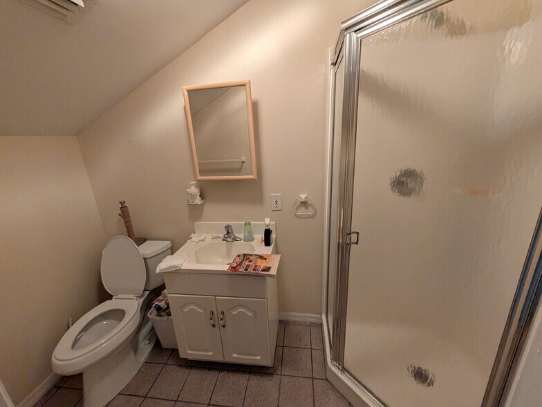 More Photos Of 10045 Overseas Hwy, Marathon Medical For Lease