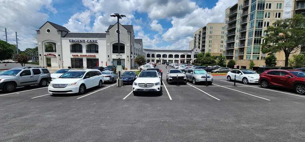 More Photos Of 2140 Peachtree Rd NW, Atlanta Unknown For Lease