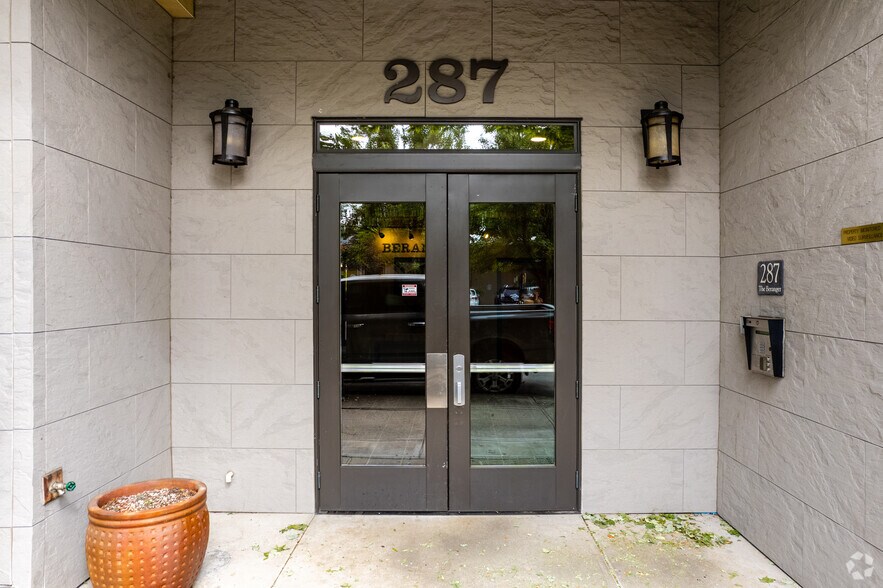 More Photos Of 287 NE 3rd St, Gresham Apartments For Sale