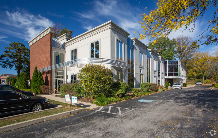 Primary Photo Of 945 E Haverford Rd, Bryn Mawr Medical For Lease