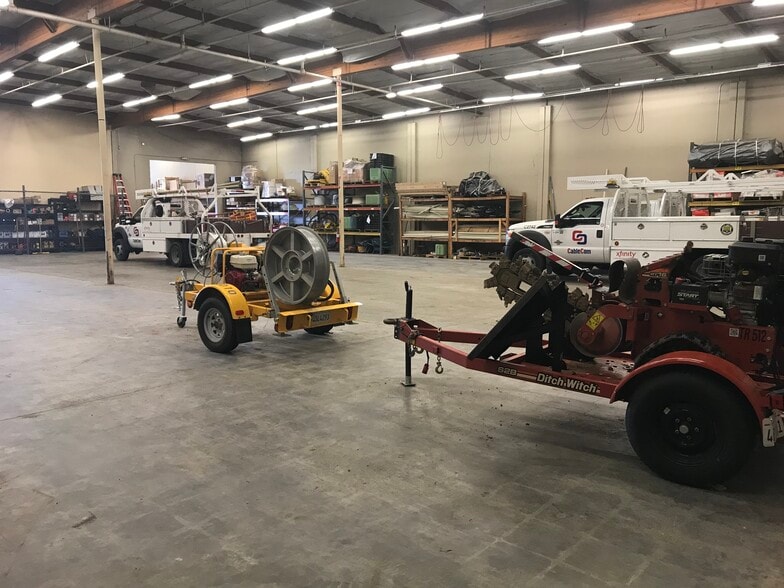 More Photos Of 2000 Walters Ct, Fairfield Warehouse For Lease