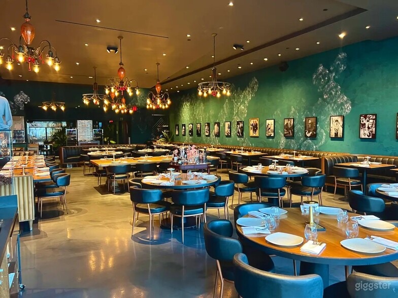 More Photos Of 184-188 N Canon Dr, Beverly Hills Restaurant For Lease