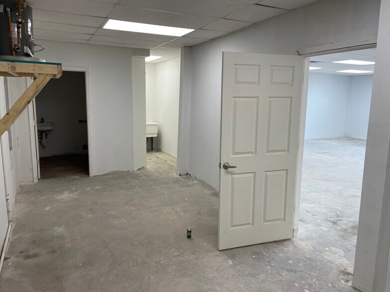 More Photos Of 19000 W Warren Ave, Detroit Freestanding For Sale