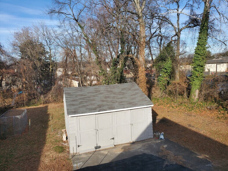 More Photos Of 2108 Nottingham Way, Hamilton Storefront Retail Office For Lease