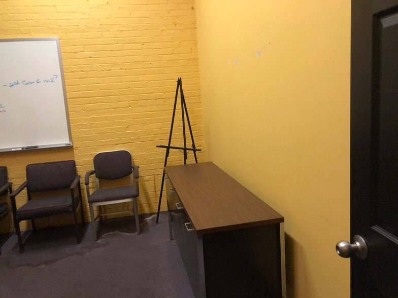 More Photos Of 402 Chandler St, Jamestown Manufacturing For Lease