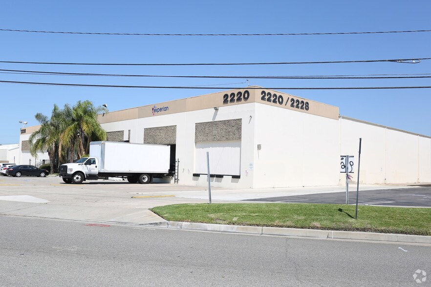 More Photos Of 2220-2228 Ritchey St, Santa Ana Warehouse For Lease