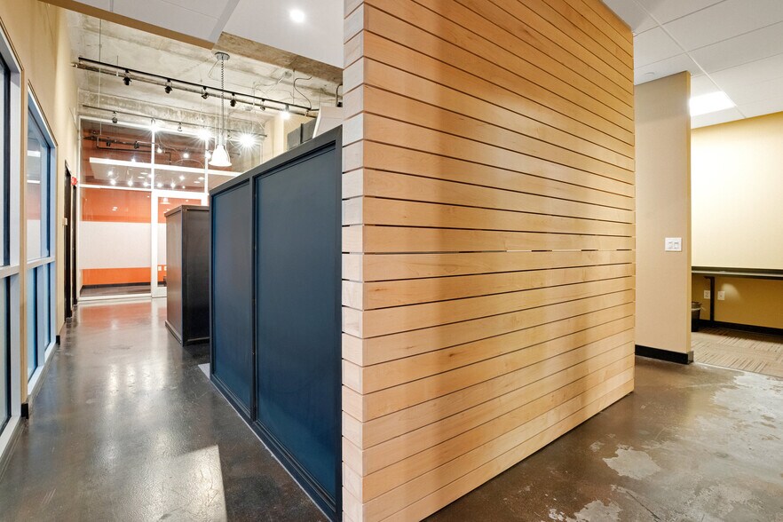 More Photos Of 121-189 S Orange Ave, Orlando Office Residential For Sale